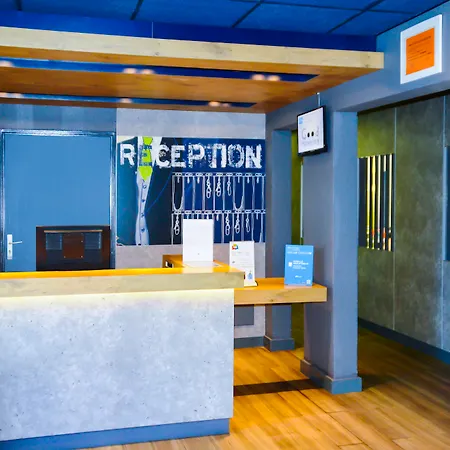 Ibis Budget Отель Йер