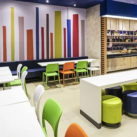 Ibis Budget Отель Йер