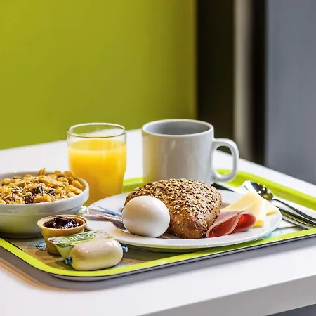 Ibis Budget Готель 2*