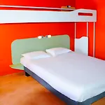 Hotel Ibis Budget 2*
