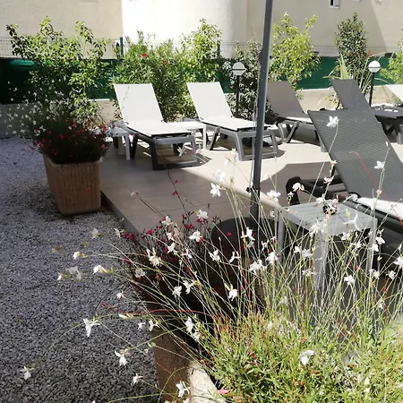 Ibis Budget Hotell 2*