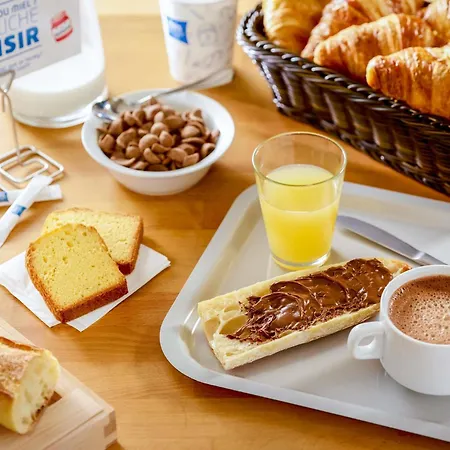 Ibis Budget Hotell 2*