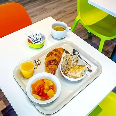 Ibis Budget Hotel 2*